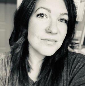 Meet your Posher, Leah